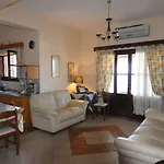 George Apartman *