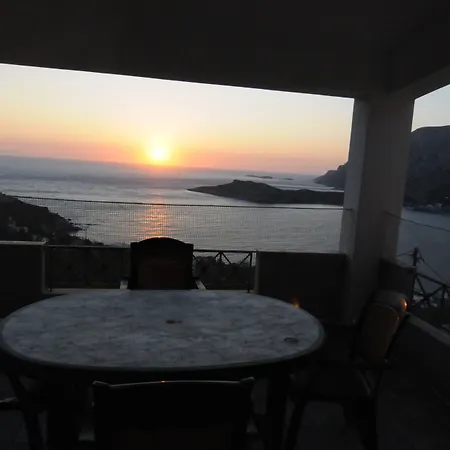 George Appartamento Myrties