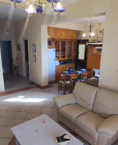 George شقة Myrties